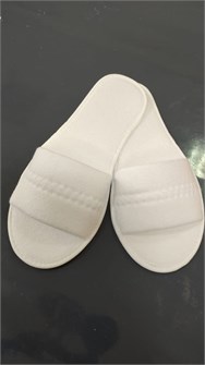 Тапочки одноразовые белые  для гостиницы МАХРОВЫЕ С ОТКРЫТЫМ НОСОМ 1/150 в кор. НФ-00014878